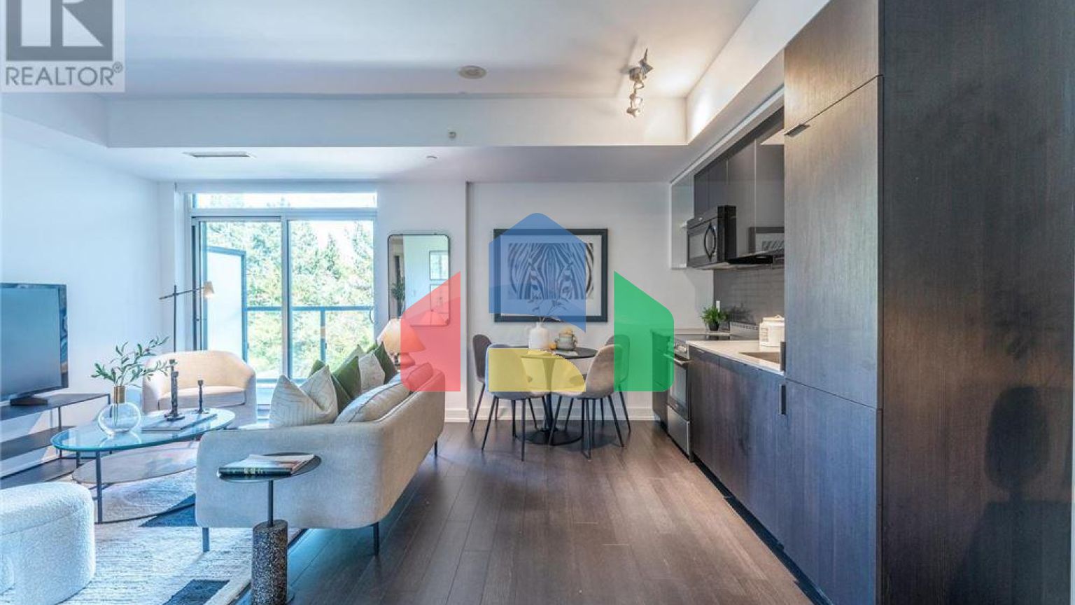 Residential - Condo/Apartment - Toronto, Canada - Canada