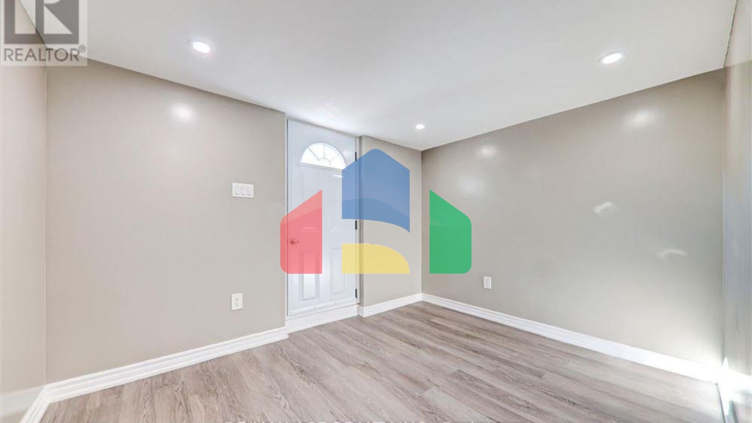 Residential - Single Family Home - Toronto, Canada - Canada