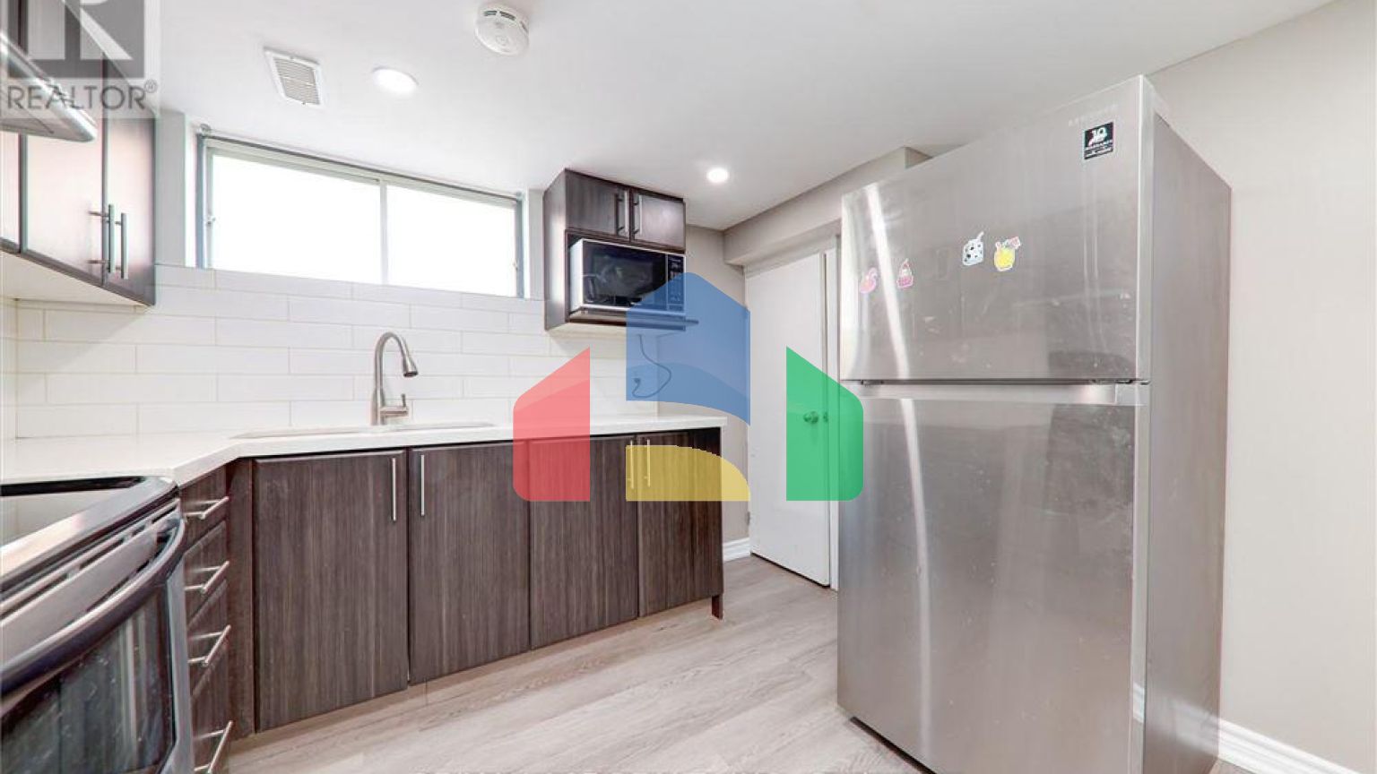 Residential - Single Family Home - Toronto, Canada - Canada