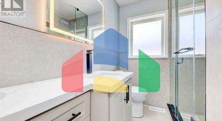 Residential - Single Family Home - Toronto, Canada - Canada