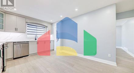 Residential - Single Family Home - Toronto, Canada - Canada