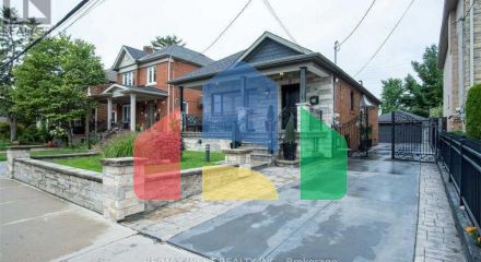 Residential - Single Family Home - Toronto, Canada - Canada