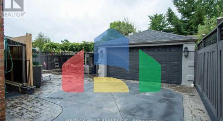 Residential - Single Family Home - Toronto, Canada - Canada