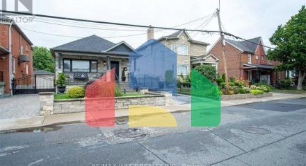 Residential - Single Family Home - Toronto, Canada - Canada