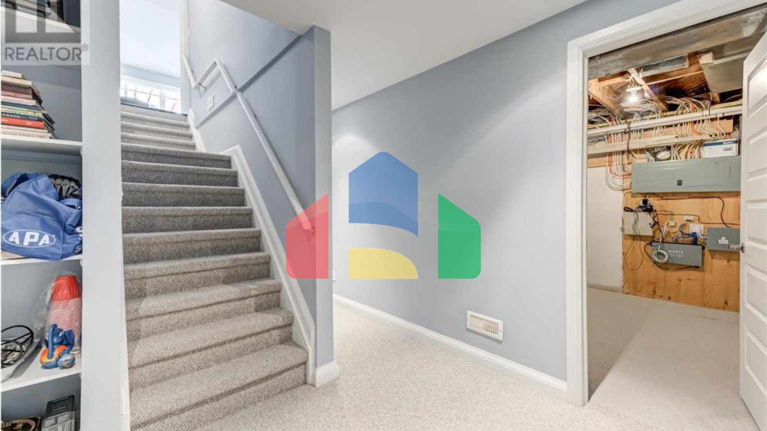 Residential - Single Family Home - Toronto, Canada - Canada