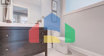 Residential - Single Family Home - Toronto, Canada - Canada