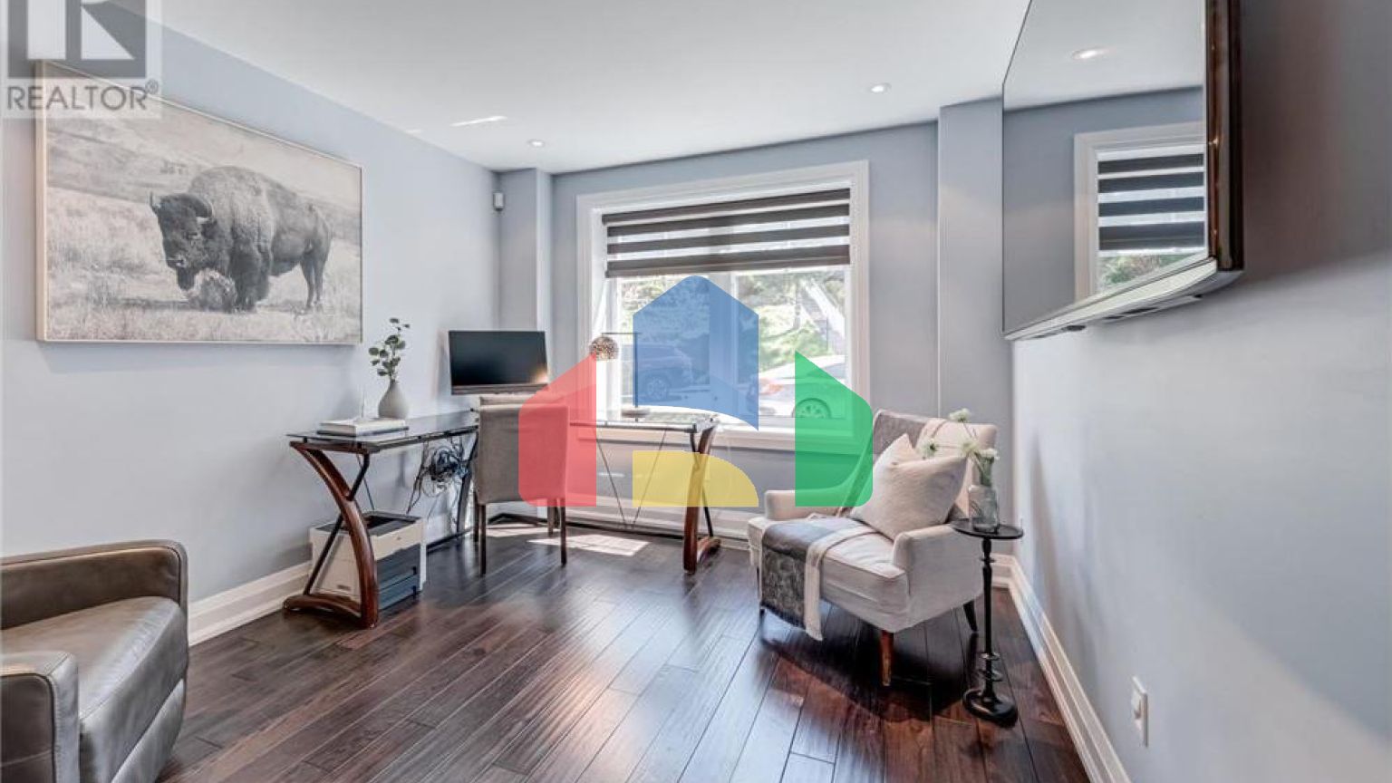 Residential - Single Family Home - Toronto, Canada - Canada