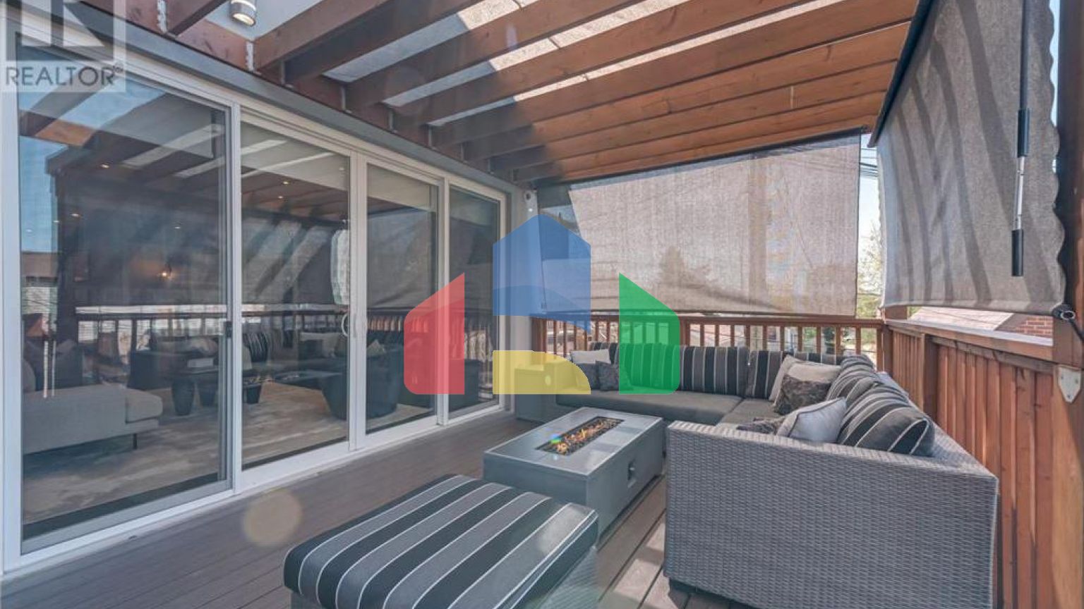 Residential - Single Family Home - Toronto, Canada - Canada