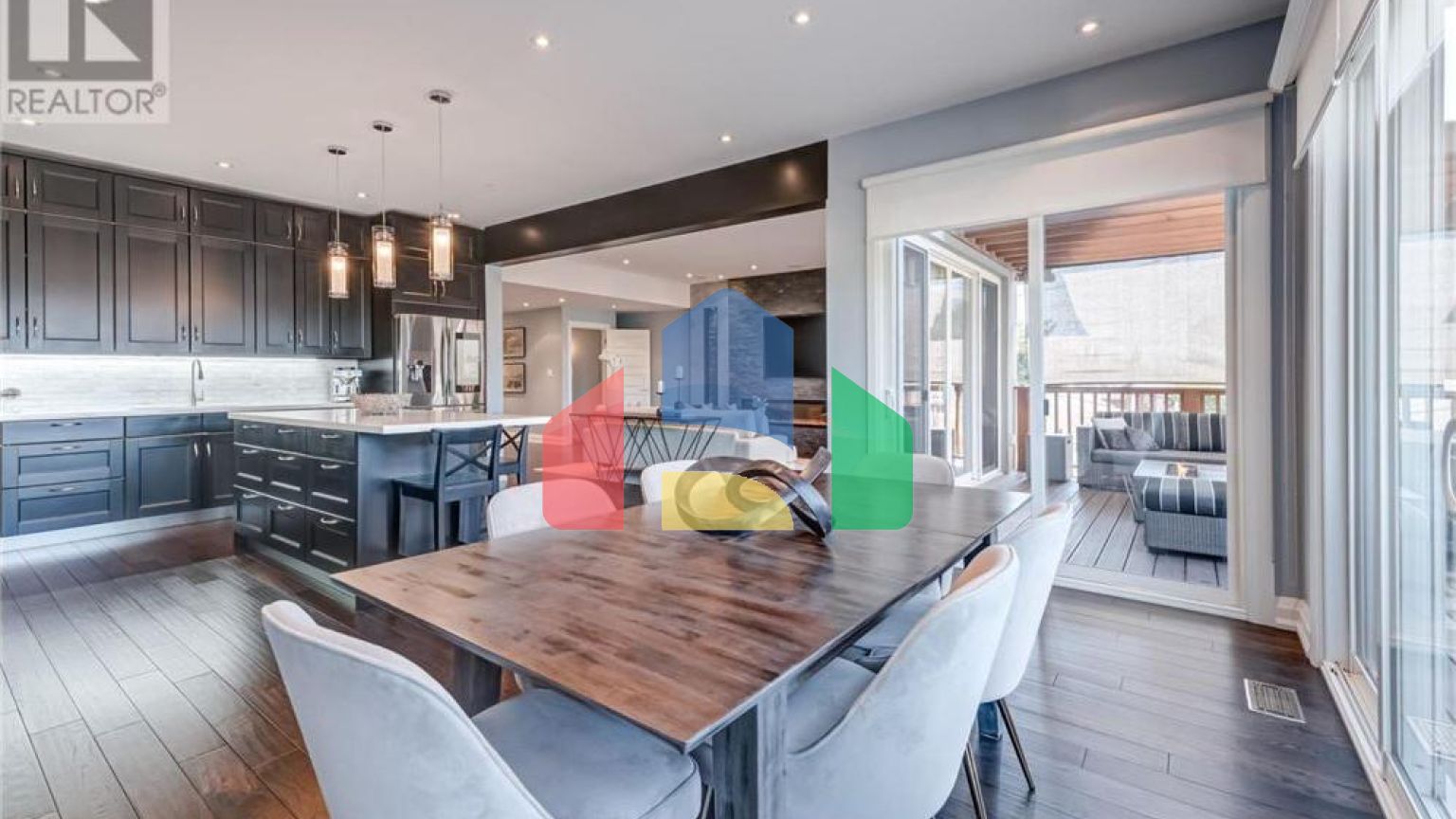 Residential - Single Family Home - Toronto, Canada - Canada