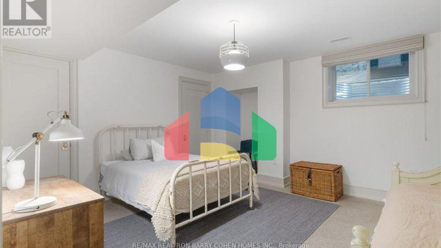 Residential - Single Family Home - Toronto, Canada - Canada