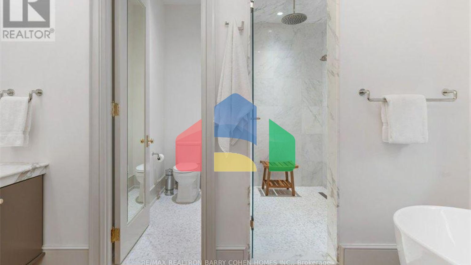 Residential - Single Family Home - Toronto, Canada - Canada