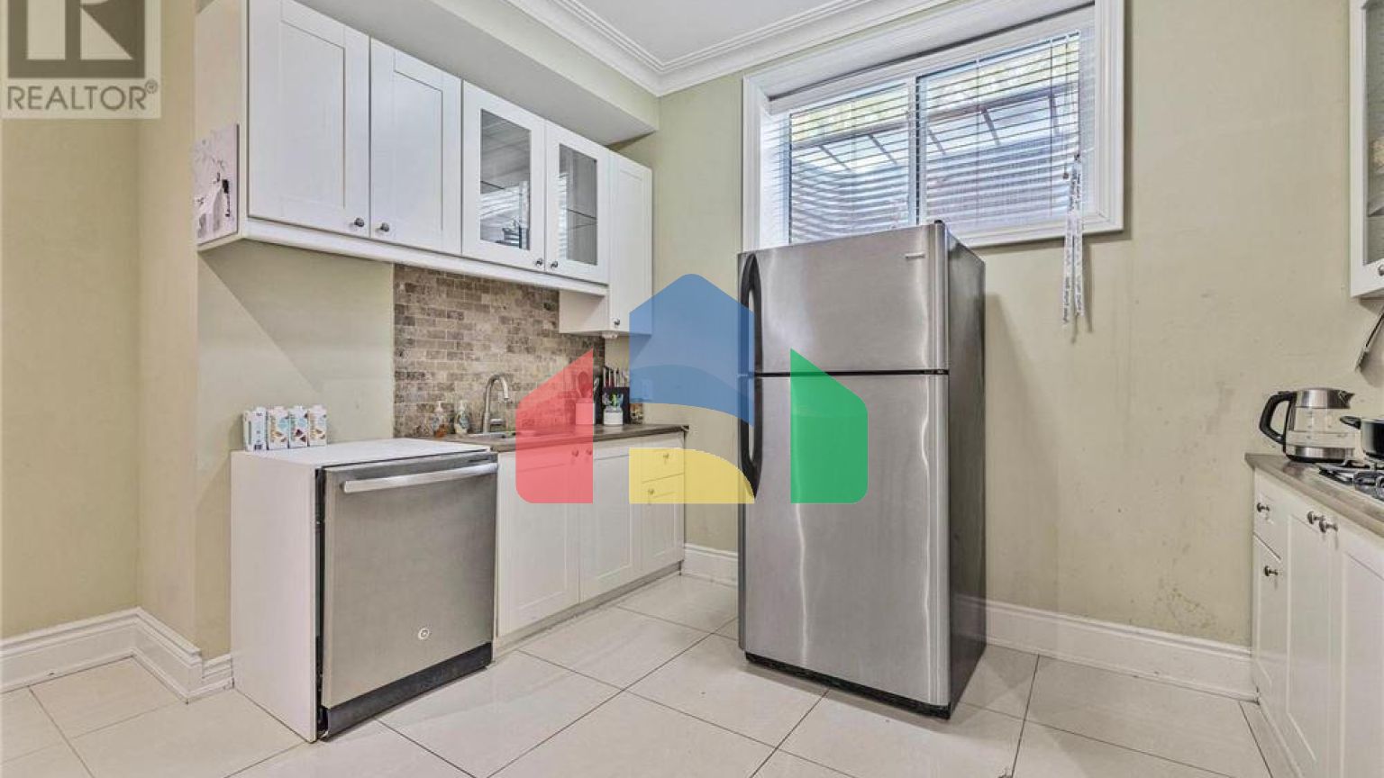 Residential - Single Family Home - Toronto, Canada - Canada