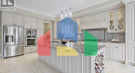 Residential - Single Family Home - Toronto, Canada - Canada