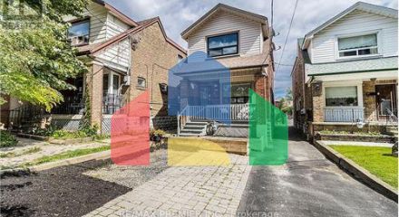 Residential - Single Family Home - Toronto, Canada - Canada