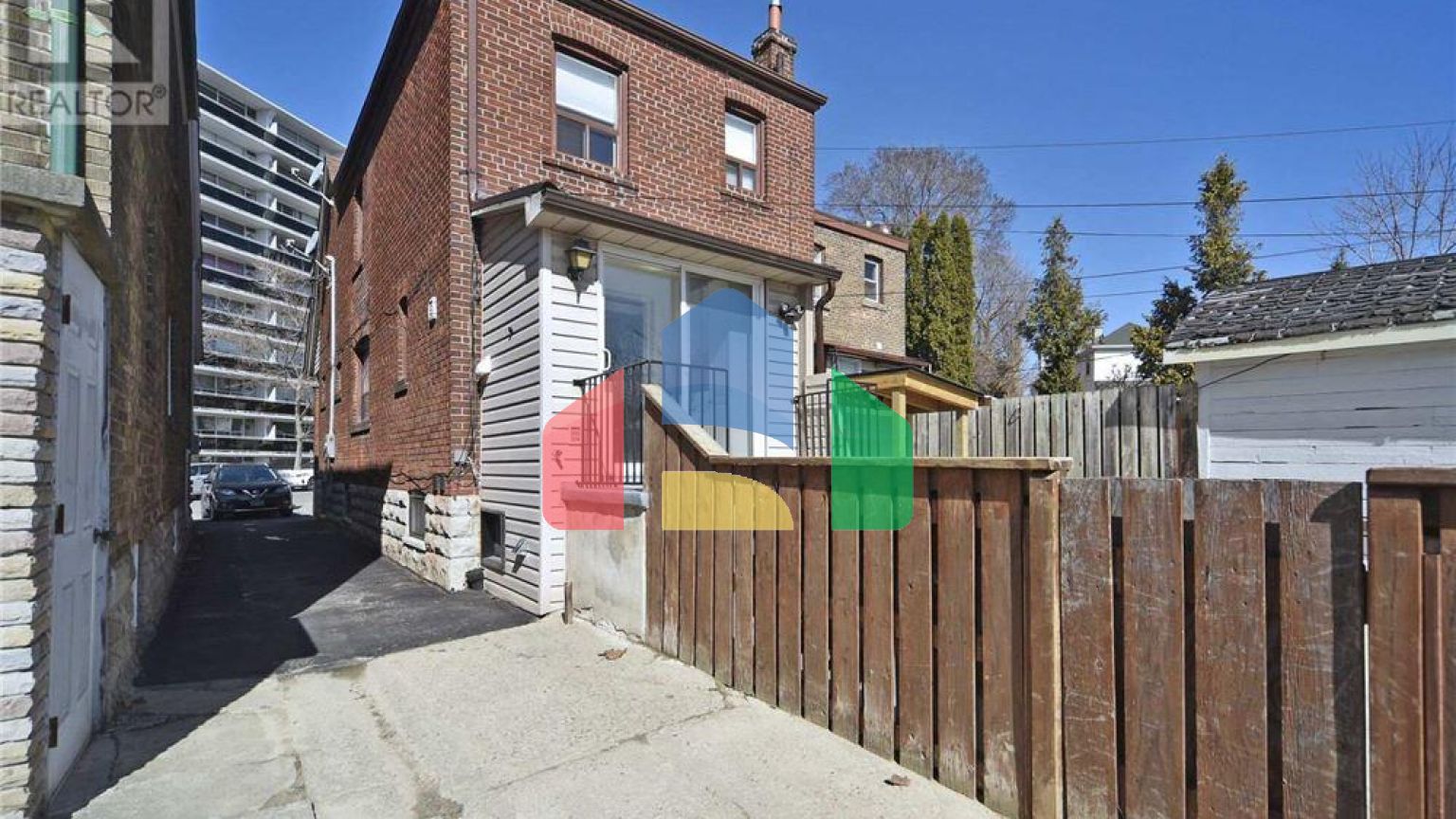 Residential - Single Family Home - Toronto, Canada - Canada