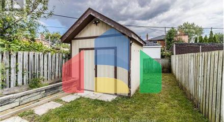 Residential - Single Family Home - Toronto, Canada - Canada