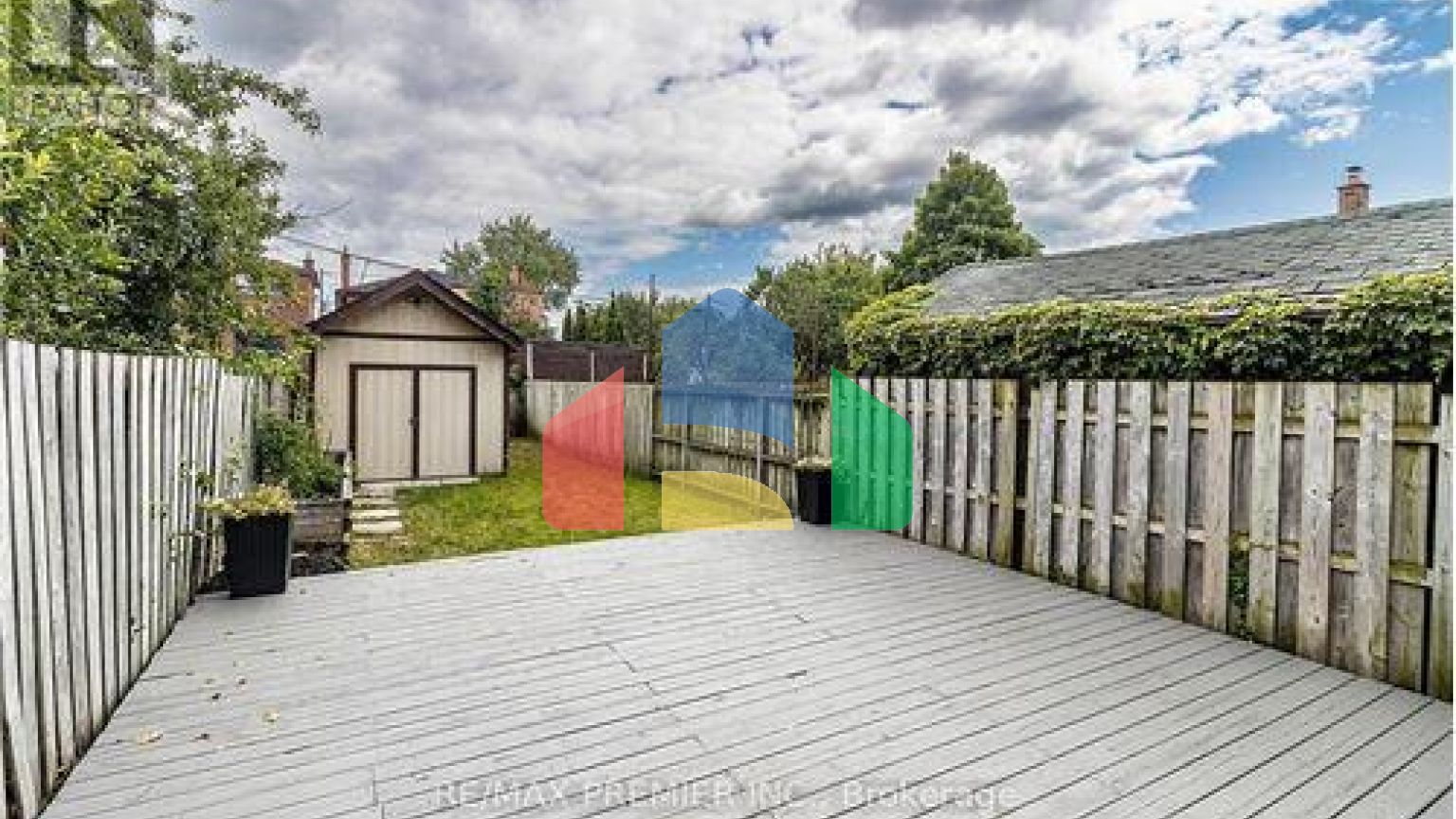 Residential - Single Family Home - Toronto, Canada - Canada