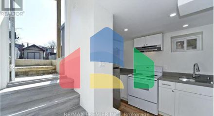 Residential - Single Family Home - Toronto, Canada - Canada