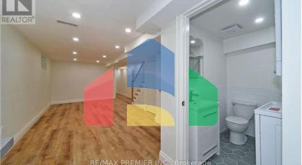 Residential - Single Family Home - Toronto, Canada - Canada