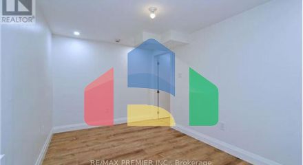 Residential - Single Family Home - Toronto, Canada - Canada