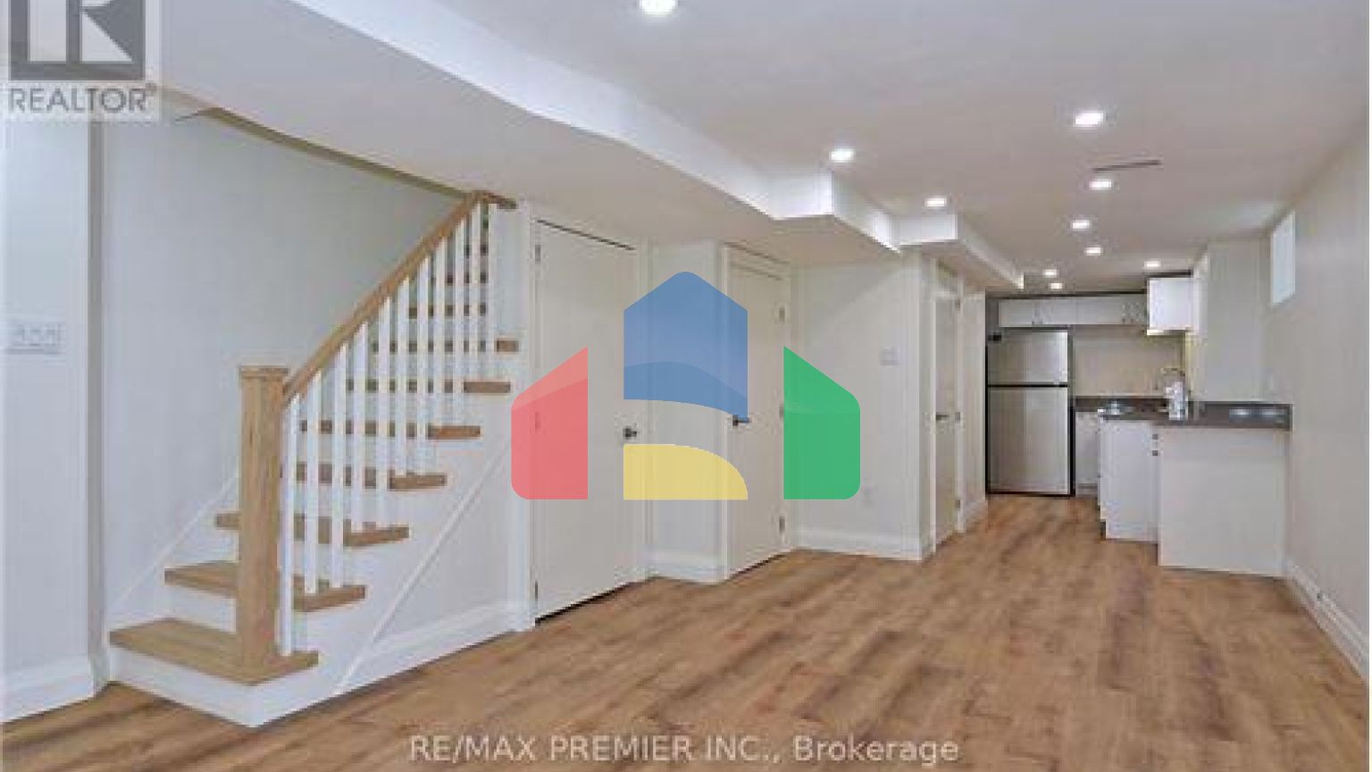 Residential - Single Family Home - Toronto, Canada - Canada