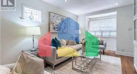 Residential - Single Family Home - Toronto, Canada - Canada