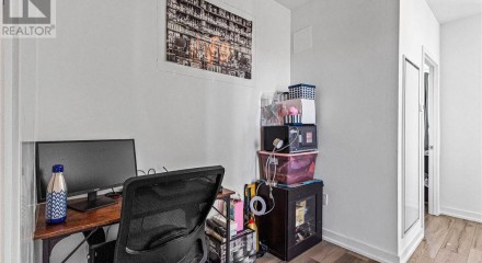 Residential - Condo/Apartment - Toronto, Canada - Canada