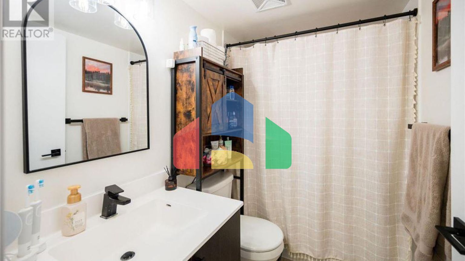 Residential - Condo/Apartment - Toronto, Canada - Canada