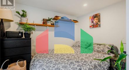 Residential - Single Family Home - Toronto, Canada - Canada