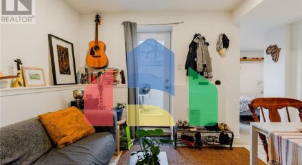 Residential - Single Family Home - Toronto, Canada - Canada