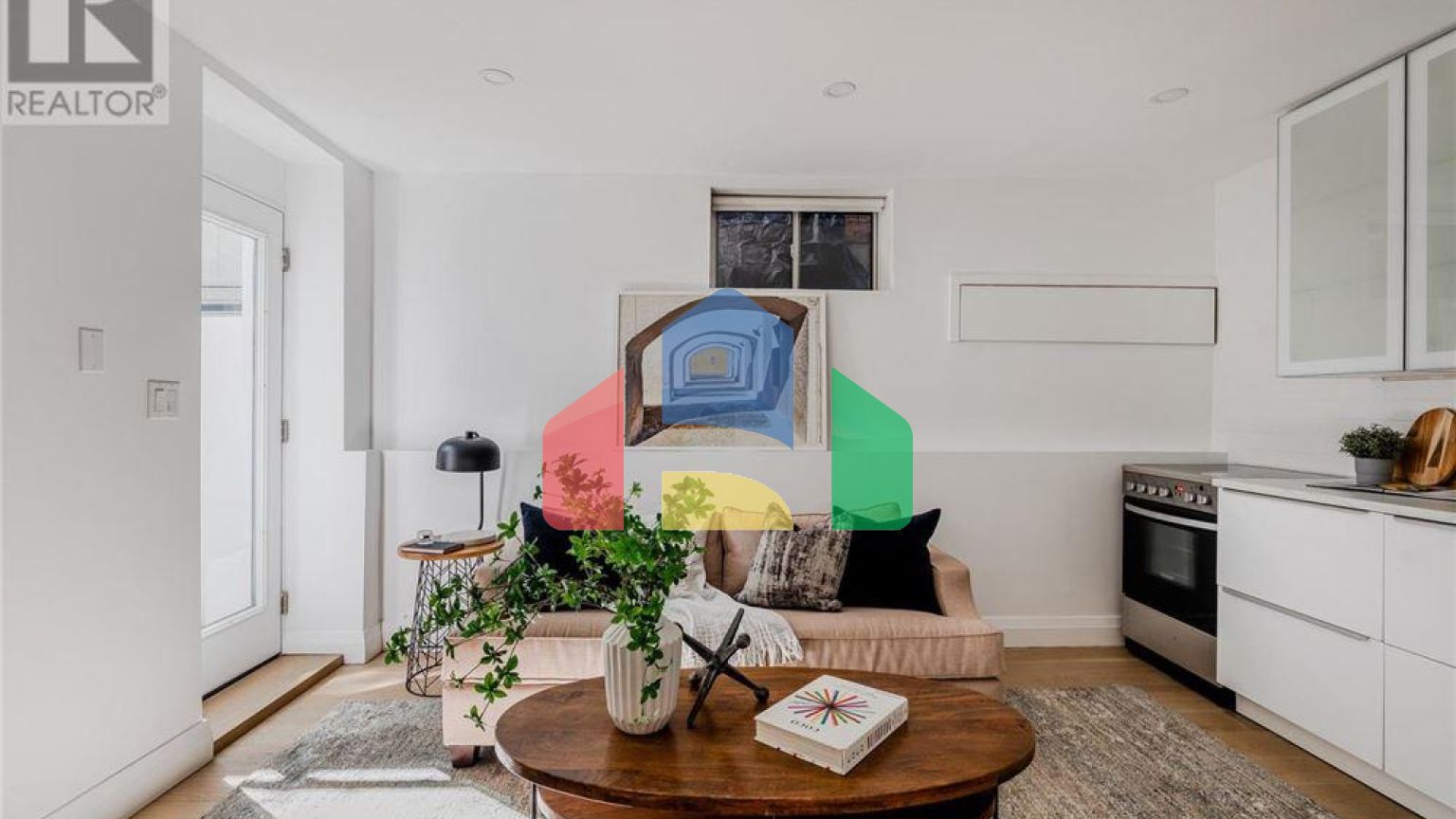 Residential - Single Family Home - Toronto, Canada - Canada