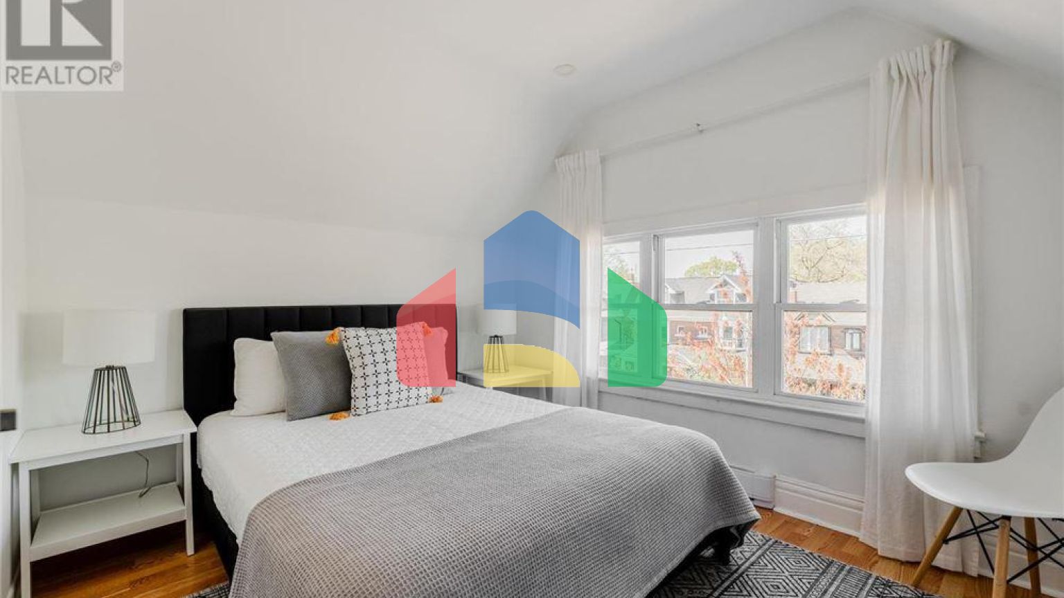 Residential - Single Family Home - Toronto, Canada - Canada