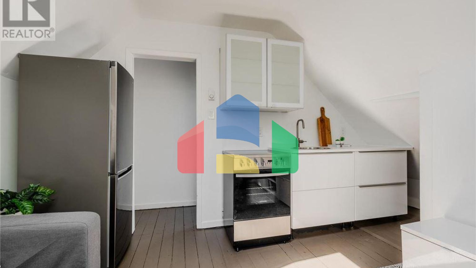 Residential - Single Family Home - Toronto, Canada - Canada