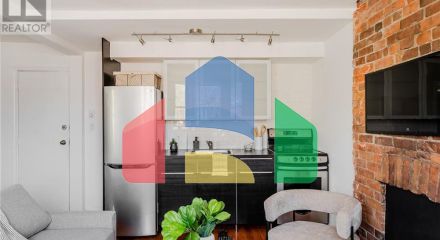 Residential - Single Family Home - Toronto, Canada - Canada