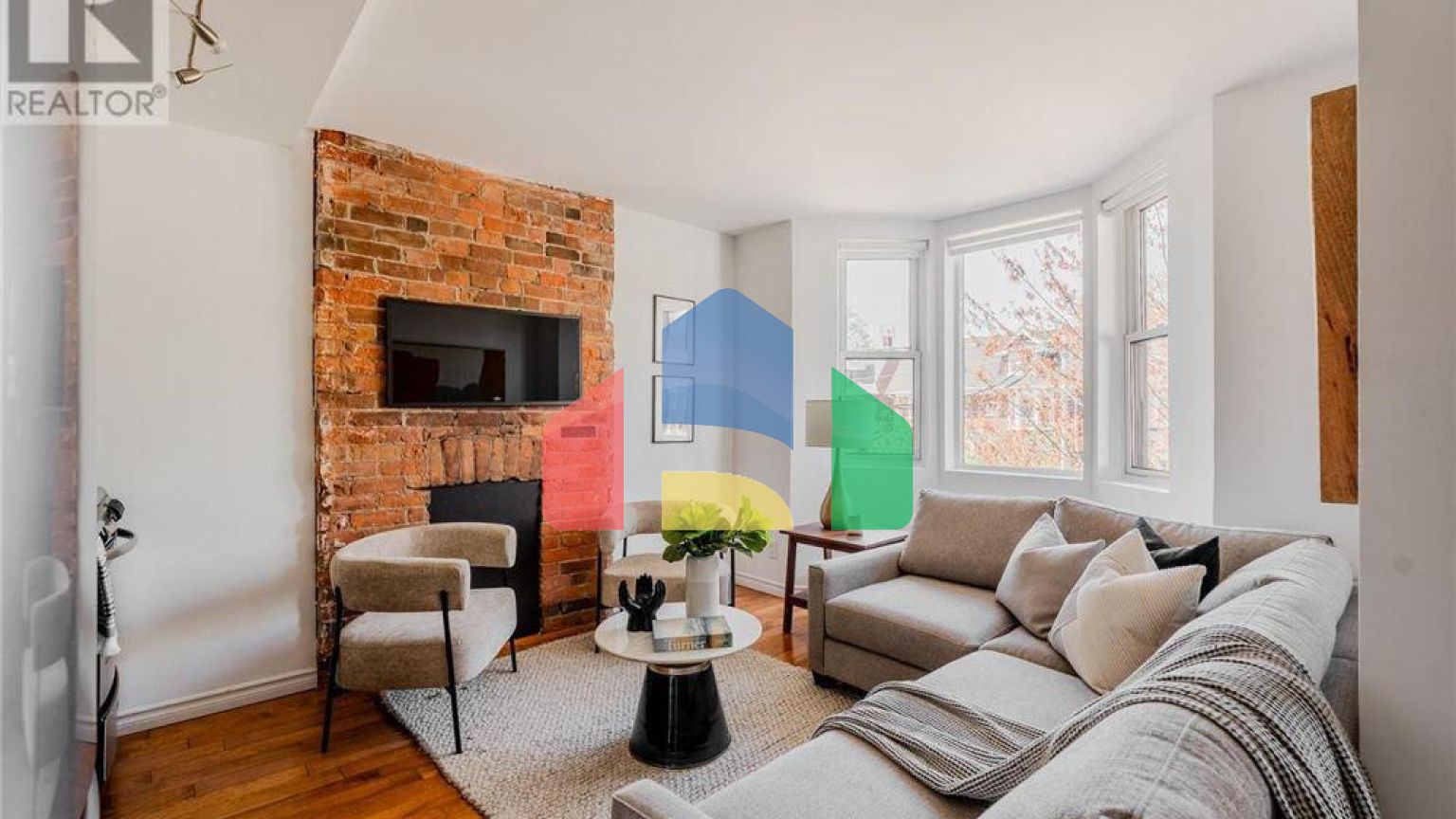 Residential - Single Family Home - Toronto, Canada - Canada