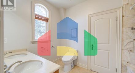 Residential - Single Family Home - Toronto, Canada - Canada