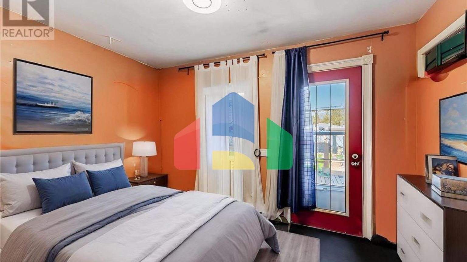 Residential - Single Family Home - Toronto, Canada - Canada