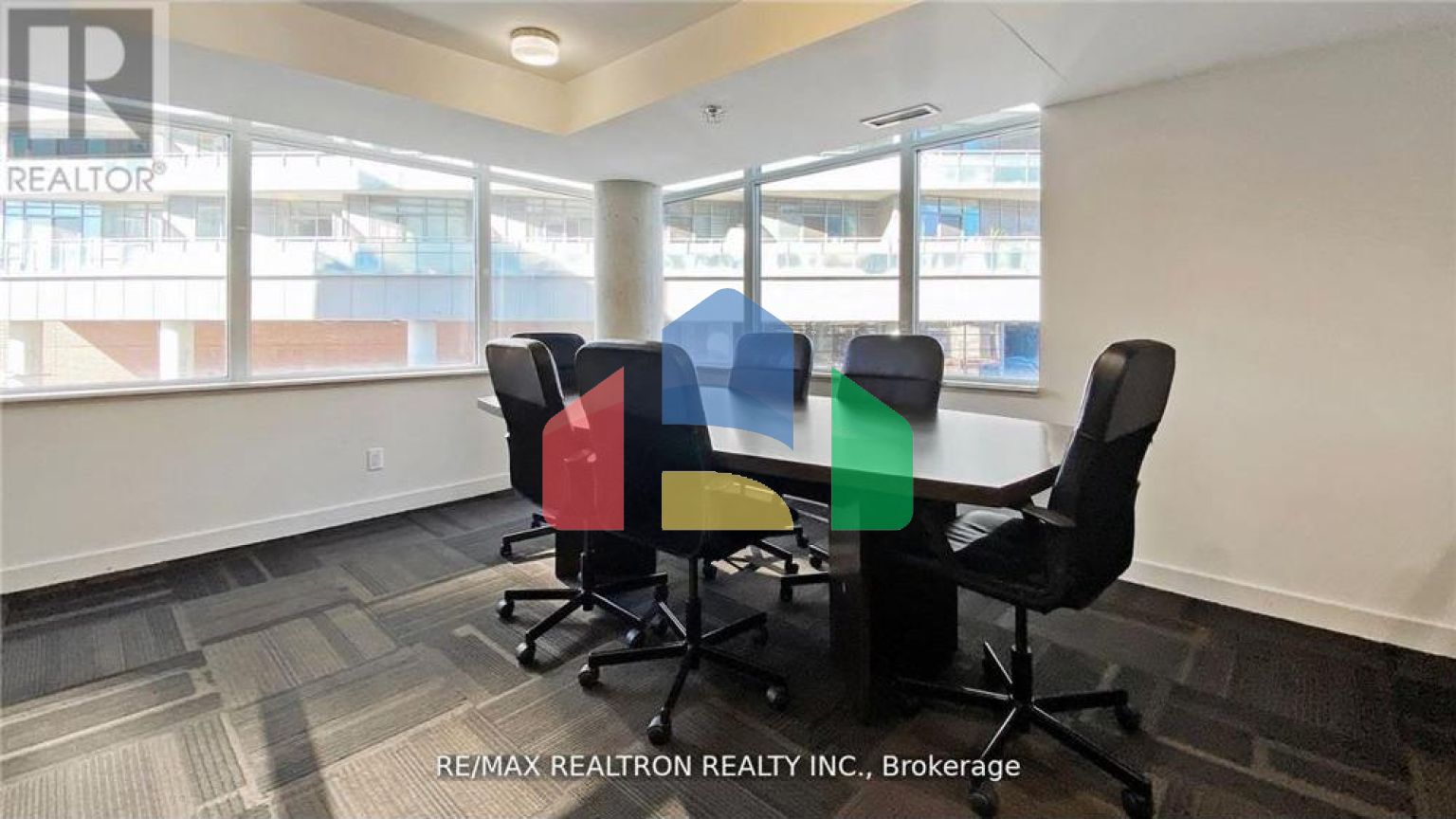 Residential - Condo/Apartment - Toronto, Canada - Canada