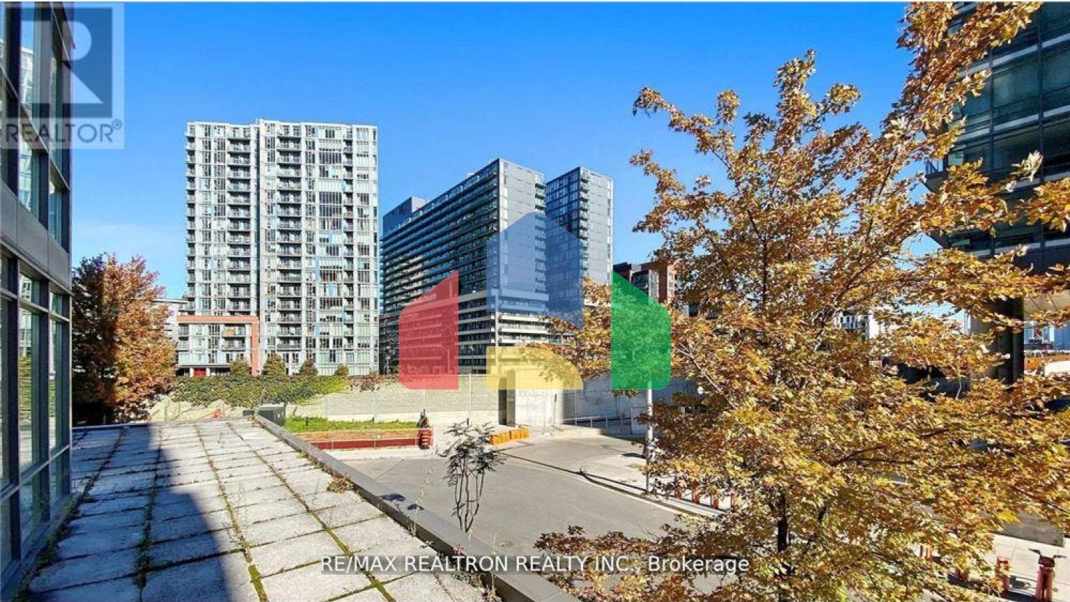 Residential - Condo/Apartment - Toronto, Canada - Canada