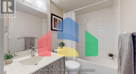 Residential - Condo/Apartment - Toronto, Canada - Canada