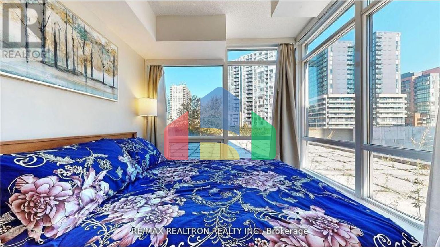 Residential - Condo/Apartment - Toronto, Canada - Canada