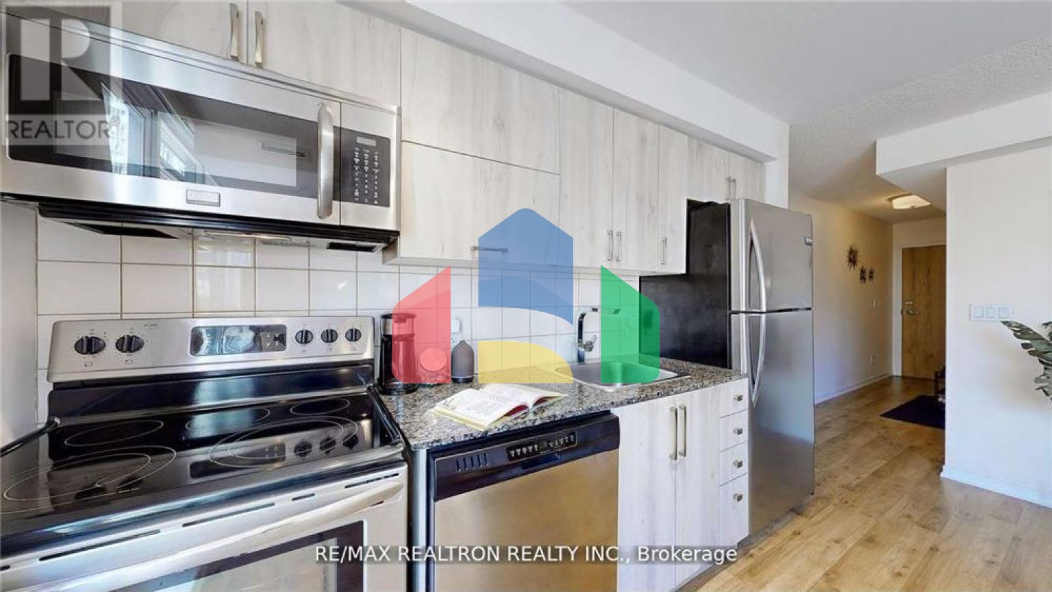 Residential - Condo/Apartment - Toronto, Canada - Canada