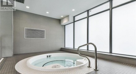 Residential - Condo/Apartment - Toronto, Canada - Canada