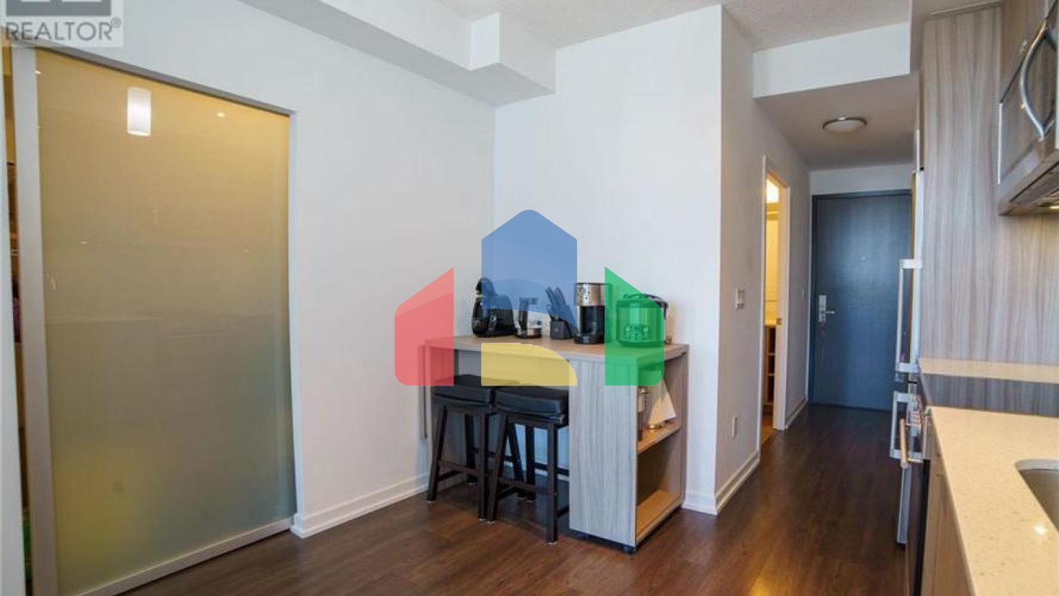 Residential - Condo/Apartment - Toronto, Canada - Canada