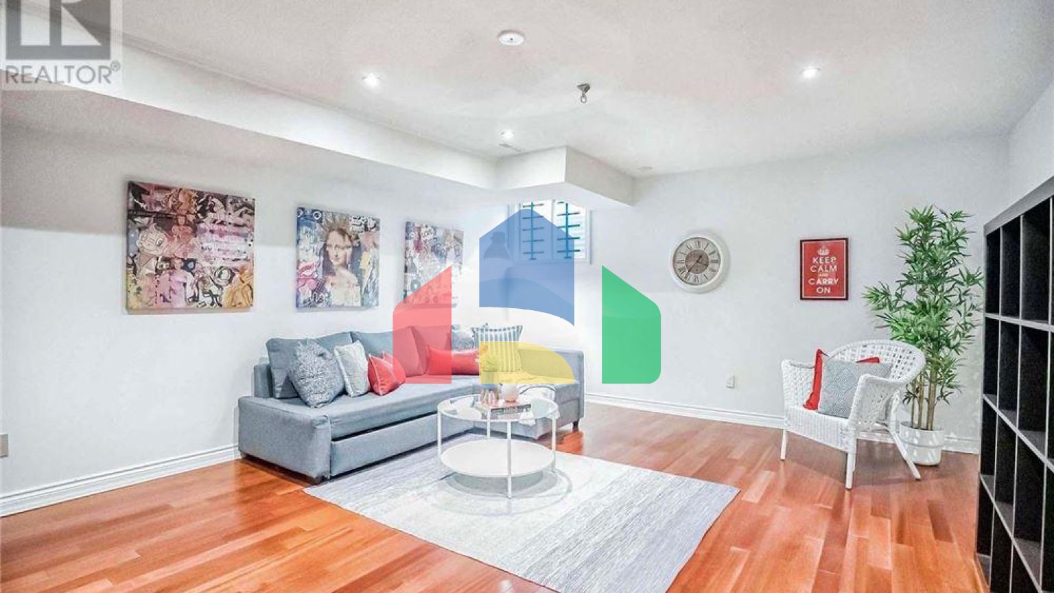 Residential - Single Family Home - Toronto, Canada - Canada