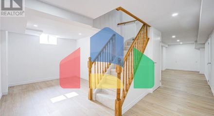 Residential - Single Family Home - Toronto, Canada - Canada