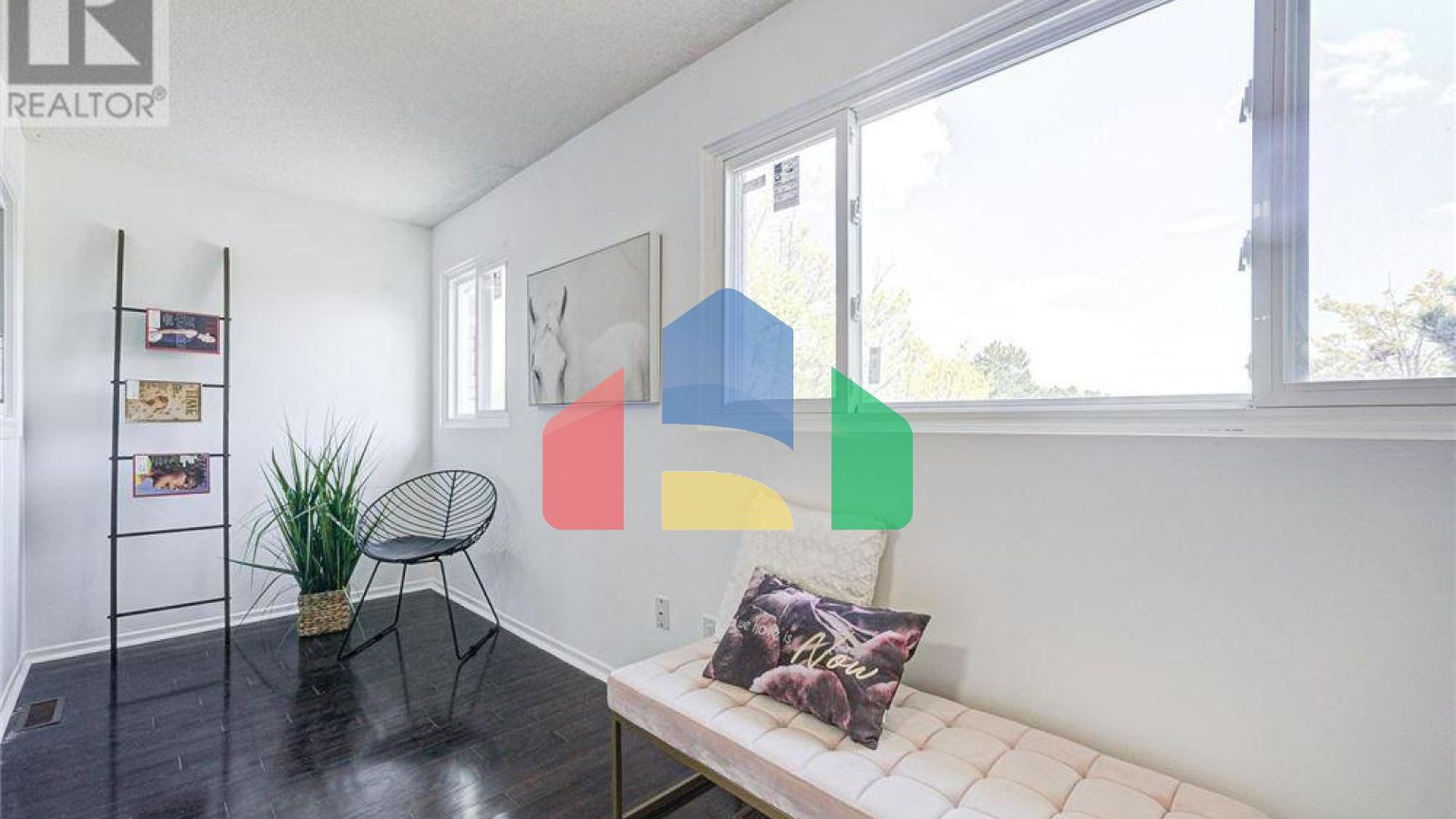 Residential - Single Family Home - Toronto, Canada - Canada