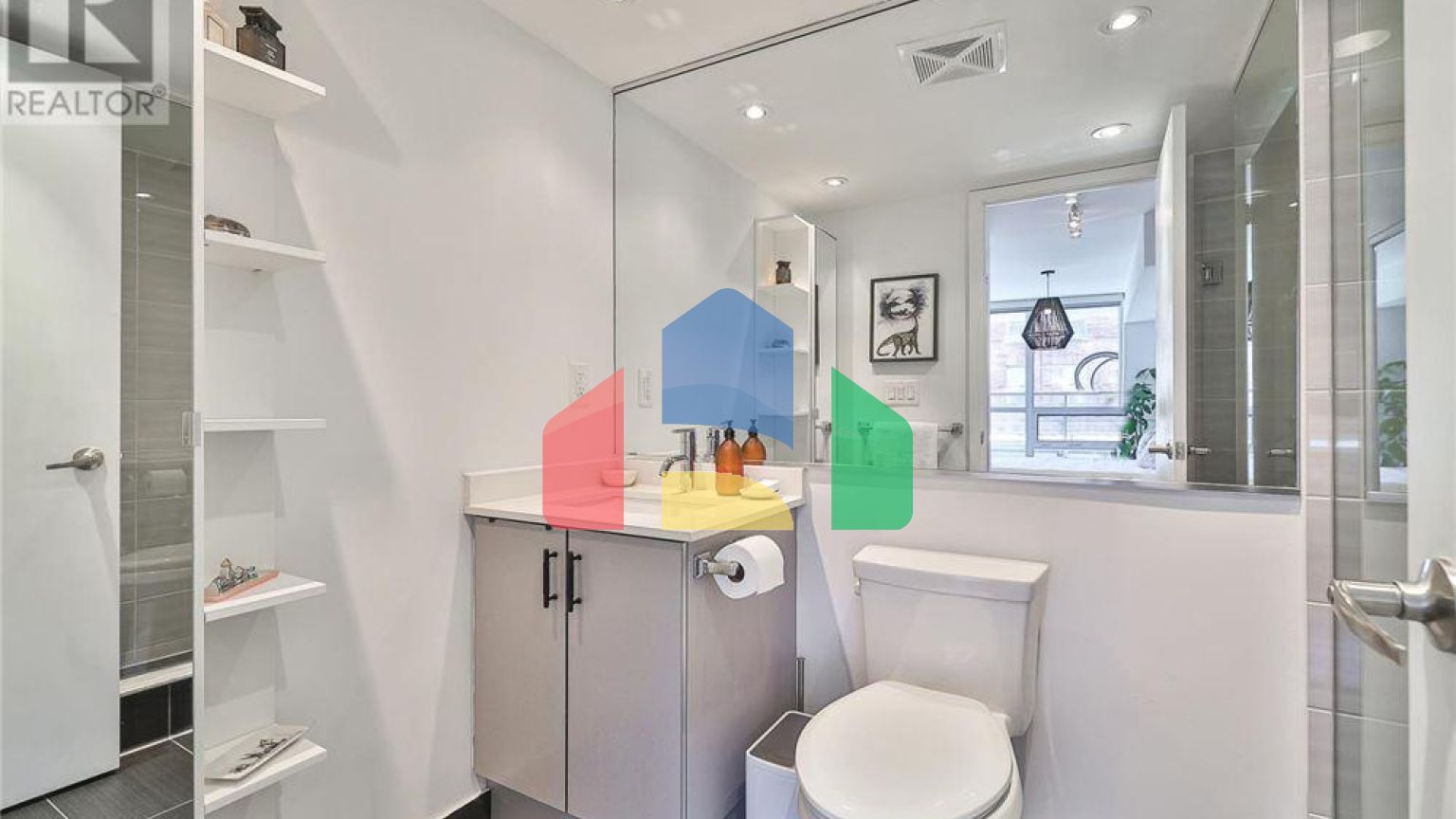 Residential - Condo/Apartment - Toronto, Canada - Canada