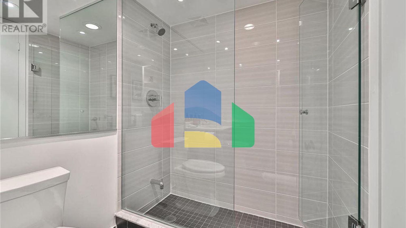 Residential - Condo/Apartment - Toronto, Canada - Canada