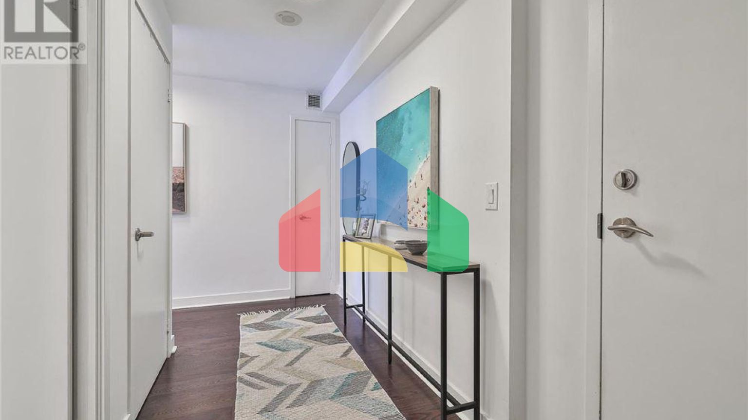 Residential - Condo/Apartment - Toronto, Canada - Canada